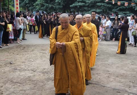 Lễ đặt đá xây dựng Trung tâm văn hóa tâm linh Cộng đồng Việt Nam tại Ba Lan - ảnh 3