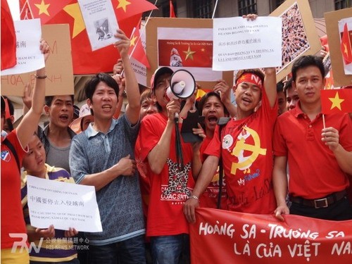 Người Việt ở Đài Loan biểu tình phản đối Trung Quốc - ảnh 1