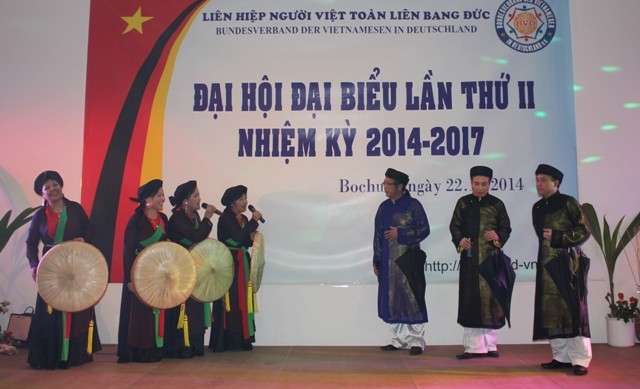 Đại hội lần II Liên hiệp người Việt toàn LB Đức: hướng tới xây dựng một cộng đồng vững mạnh - ảnh 8