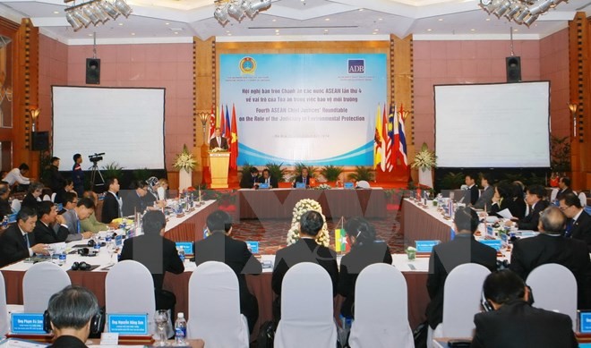 Bế mạc hội nghị bàn tròn Chánh án các nước ASEAN lần thứ 4 - ảnh 1