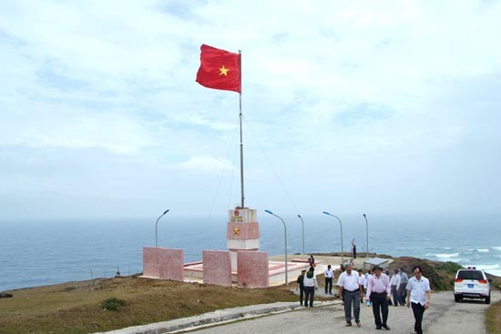 Huyện Lý Sơn, tỉnh Quảng Ngãi, kỷ niệm 40 năm ngày giải phóng - ảnh 1