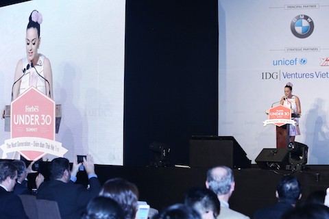 Katy Perry diễn thuyết tại Diễn đàn tuổi trẻ “Thế hệ tiếp nối” Thành phố Hồ Chí Minh  - ảnh 1