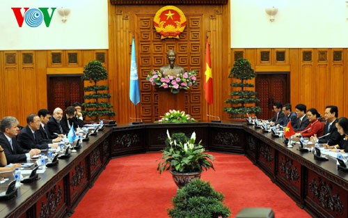 Thủ tướng Nguyễn Tấn Dũng hội kiến Tổng Thư ký Liên Hợp Quốc  - ảnh 2