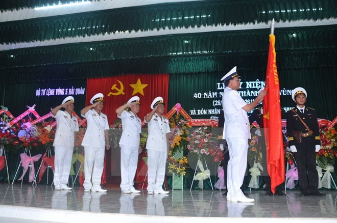 Bộ Tư lệnh Vùng 5 Hải quân đón nhận Huân chương Quân công hạng Ba  - ảnh 1