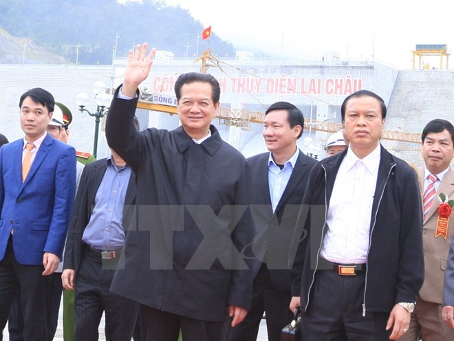 Thủ tướng Nguyễn Tấn Dũng dự Lễ mừng phát điện Tổ máy số 1 Công trình Thủy điện Lai Châu  - ảnh 1