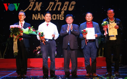 Một số tác phẩm đoạt Giải thưởng Hội Nhạc sĩ Việt Nam năm 2015 - ảnh 1