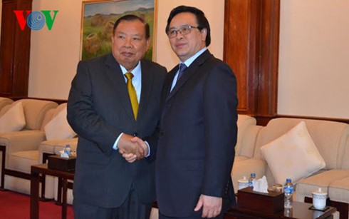Tổng Bí thư Lào tiếp đặc phái viên của Tổng Bí thư Nguyễn Phú Trọng - ảnh 1