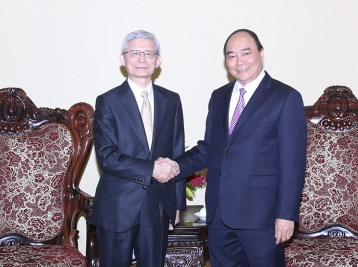 Phó Thủ tướng Nguyễn Xuân Phúc tiếp Phó Chủ tịch Cấp cao Tập đoàn Toyota Nhật Bản  - ảnh 1