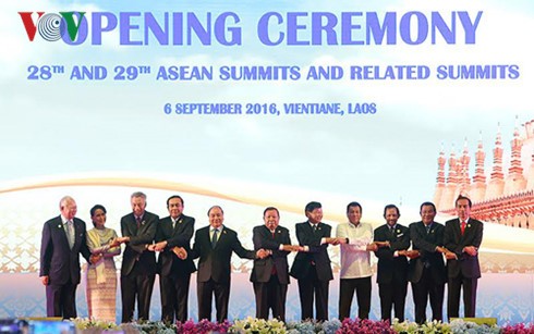 Khai mạc Hội nghị Cấp cao ASEAN 28-29 tại Lào - ảnh 1
