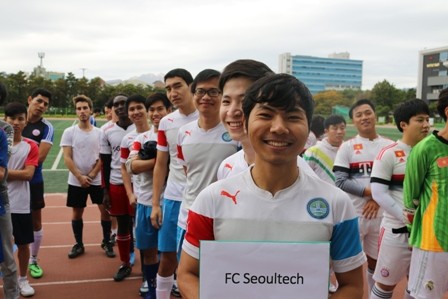Du học sinh Việt tại Hàn tổ chức giải bóng đá gây quỹ cứu trợ đồng bào miền Trung - ảnh 4