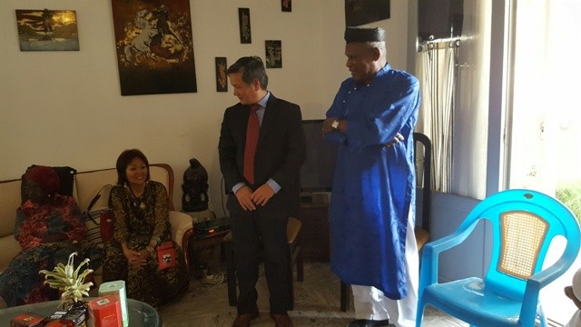 Đại sứ quán Việt Nam gặp gỡ, chúc Tết cộng đồng người Việt ở Senegal - ảnh 3