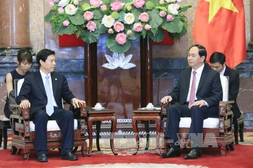 Chủ tịch nước Trần Đại Quang tiếp Bộ trưởng Thương mại Trung Quốc  - ảnh 1