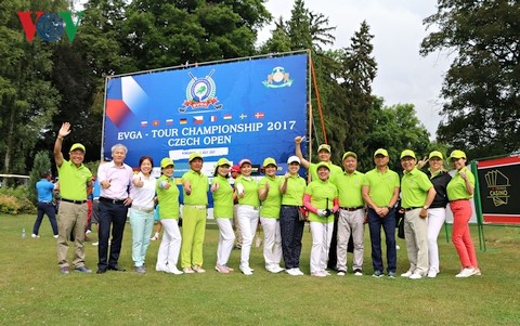 Giải Golf tại Séc gắn kết người Việt tại châu Âu - ảnh 1