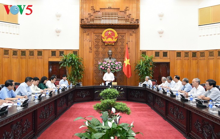 Thủ tướng Nguyễn Xuân Phúc làm việc với Hội Cựu giáo chức Việt Nam  - ảnh 2