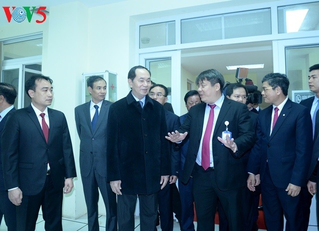 Chủ tịch nước Trần Đại Quang chúc Tết các đơn vị trong Đêm Giao thừa - ảnh 1