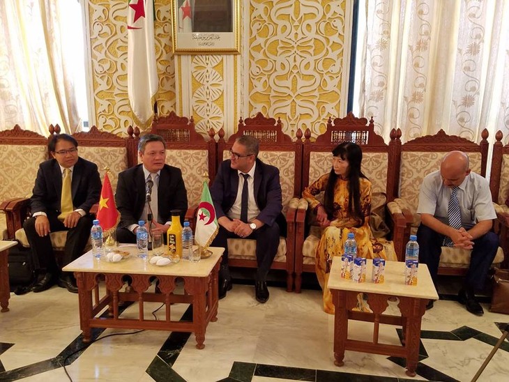Việt Nam xúc tiến đầu tư và thương mại tại tỉnh Médéa, Algeria - ảnh 2