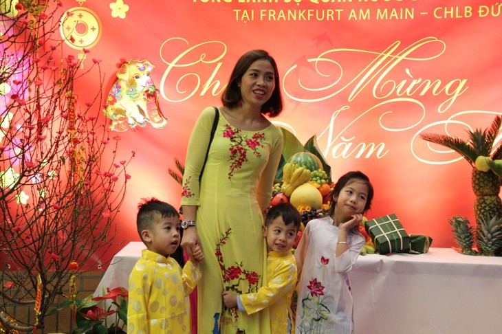 Người Việt tại Frankfurt Main - CHLB Đức đón Xuân Kỷ Hợi 2019 - ảnh 18