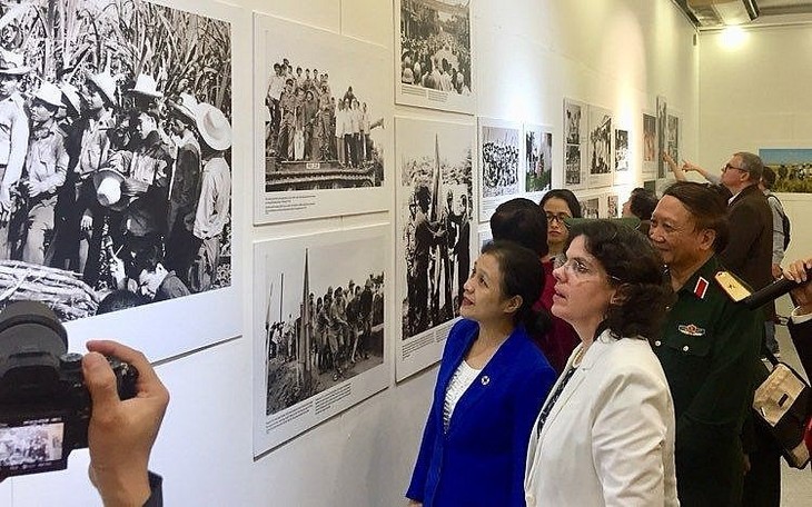 Triễn lãm ảnh Cuba trong trái tim nhân dân Việt Nam - ảnh 2