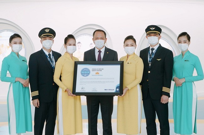 Vietnam Airlines đạt chứng chỉ 5 sao cao nhất về an toàn phòng chống dịch COVID-19  - ảnh 1