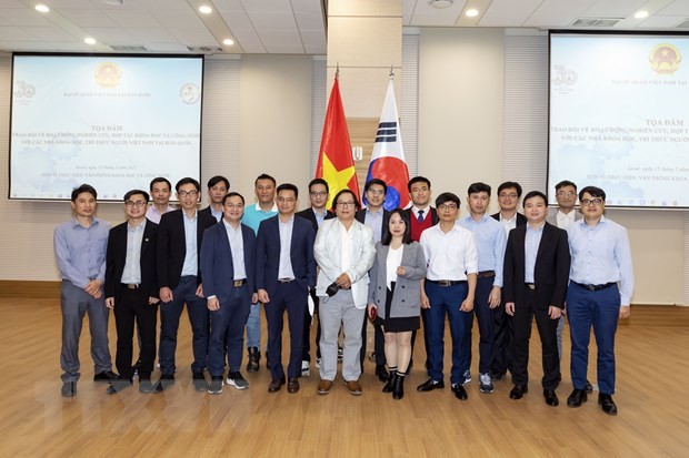 Tọa đàm về hoạt động nghiên cứu, hợp tác khoa học và công nghệ với các trí thức người Việt Nam tại Hàn Quốc - ảnh 1