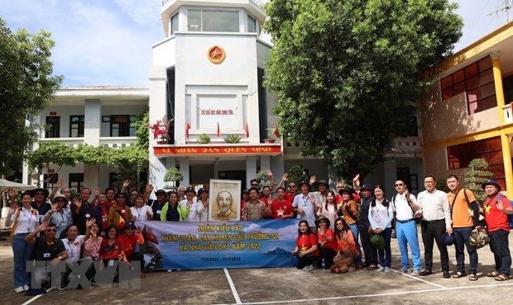 Đại sứ Phạm Việt Anh: Tiến tới thành lập Câu lạc bộ Trường Sa ở Hà Lan - ảnh 1