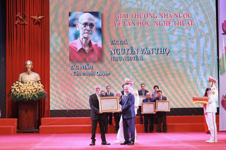 Dấu ấn một số tác phẩm văn nghệ nhận Giải thưởng Hồ Chí Minh, Giải thưởng Nhà nước - ảnh 4
