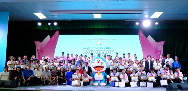 Quỹ Doraemon trao 559 suất học bổng năm 2023 - ảnh 1