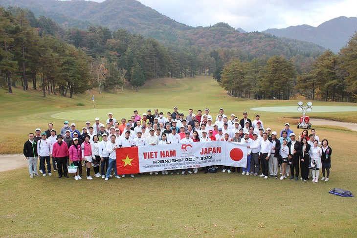 Giải golf hữu nghị dịp kỷ niệm 50 năm thiết lập quan hệ ngoại giao Việt Nam-Nhật Bản - ảnh 1