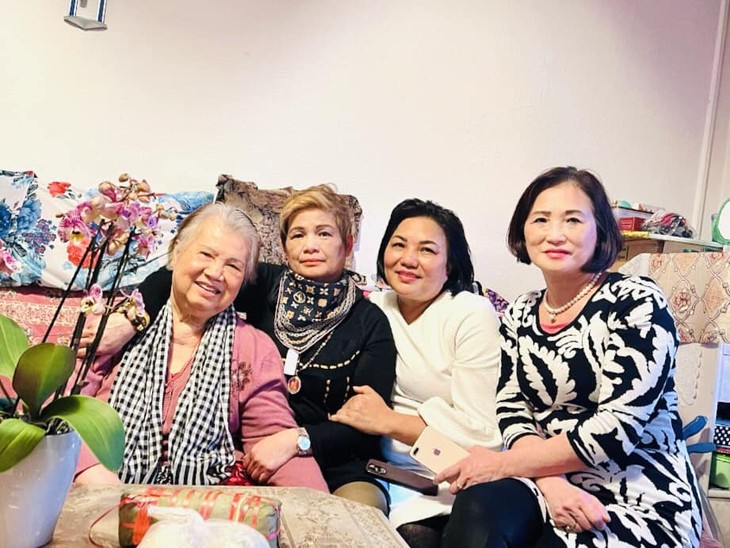 Liên hiệp hội phụ nữ Việt Nam tại CHLB Đức: đoàn kết để chia sẻ tình thân ái - ảnh 4