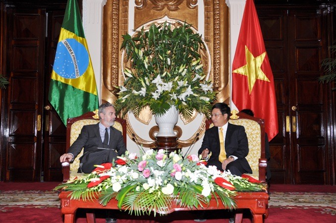 นายกรัฐมนตรีเวียดนามให้การต้อนรับรัฐมนตรีว่าการกระทรวงการต่างประเทศบราซิล - ảnh 1