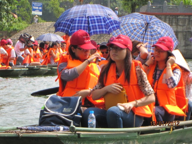 โครงการค่ายฤดูร้อนเวียดนาม ปี 2012 เน้นการแนะนำรากฐานทางวัฒนธรรมและประวัติศาสตร์ - ảnh 1