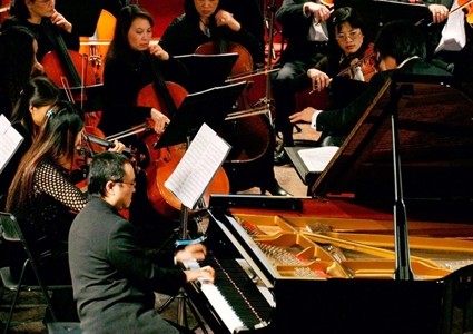 การแข่งขันเปียโนนานาชาติฮานอย 2012 - ảnh 1