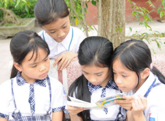 กองทุน Hạt giống Việt เพื่อช่วยเหลือนักเรียนและนักศึกษาที่มีฐานะยากจนแต่มีผลการเรียนที่ดี - ảnh 1