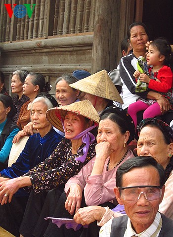 เทศกาลแห่งประเพณีการเลือกคู่ของหมู่บ้าน Đường Yên กรุงฮานอย - ảnh 3