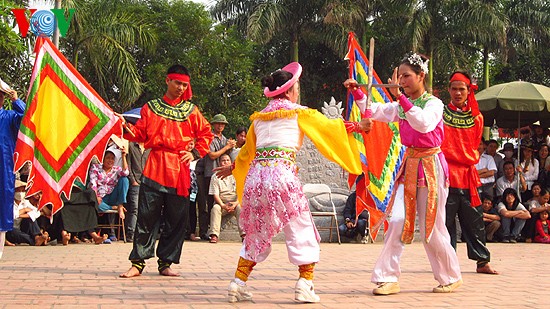 เทศกาลแห่งประเพณีการเลือกคู่ของหมู่บ้าน Đường Yên กรุงฮานอย - ảnh 7