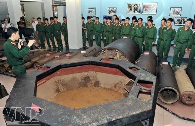 การจัดแสดงกับระเบิด ณ พิพิธภัณฑ์ทหารช่างในกรุงฮานอย - ảnh 2