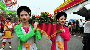 เทศกาลวัฒนธรรมพื้นเมืองบนท้องถนนเป็นกิจกรรมเริ่มต้นเทศกาลสักการะบูชาบรรพกษัตริย์ Hung ปี 2013 - ảnh 1