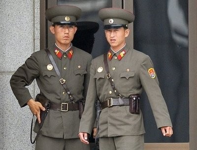 สาธารณรัฐประชาธิปไตยประชาชนเกาหลีประกาศใช้มาตรการทางทหารตอบโต้สาธารณรัฐเกาหลี - ảnh 1
