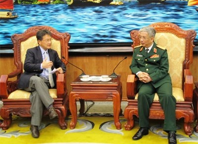 เวียดนามและสหรัฐขยายความร่วมมือด้านการป้องกันประเทศ - ảnh 1