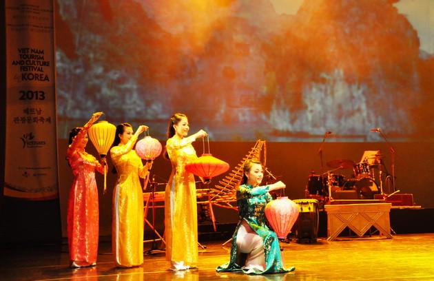 เปิดงานเทศกาลวัฒนธรรมและการท่องเที่ยวเวียดนาม ณ สาธารณรัฐเกาหลีครั้งที่ 4  - ảnh 1