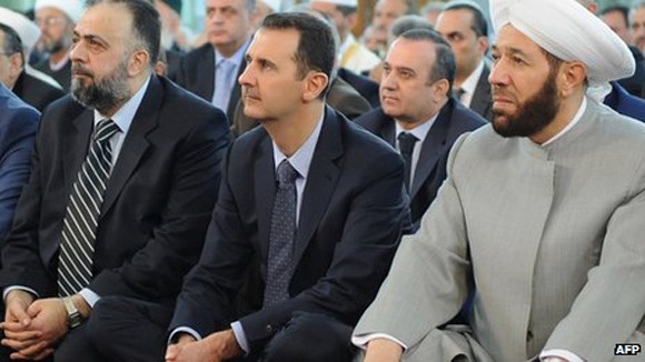 ซีเรียปฏิเสธข่าวการโจมตีใส่ขบวนรถของประธานาธิบดี บาชาร์ อัล-อัสซาด - ảnh 1