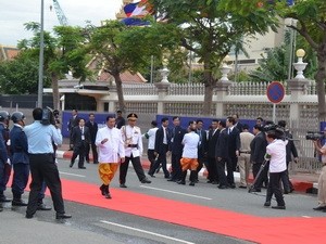นายกรัฐมนตรีคนใหม่ของกัมพูชาให้คำมั่นที่จะรับใช้ประชาชนและประเทศอย่างเต็มที่  - ảnh 1