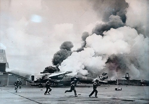 วินาทีแห่งประวัติศาสตร์ในวันปลดปล่อยภาคใต้เวียดนาม 30 เมษายน ปี 1975 - ảnh 6