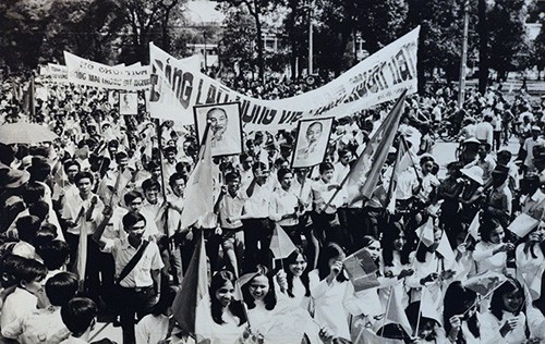 วินาทีแห่งประวัติศาสตร์ในวันปลดปล่อยภาคใต้เวียดนาม 30 เมษายน ปี 1975 - ảnh 12