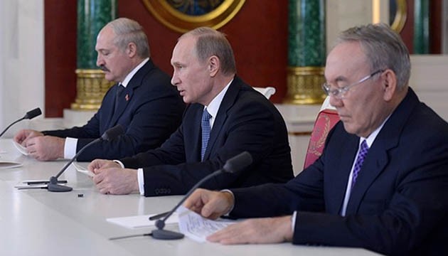 รัสเซีย เบลารุสและคาซัคสถานร่วมมือป้องกันการลักลอบนำเข้าสินค้าต้องห้ามจากประเทศตะวันตก - ảnh 1