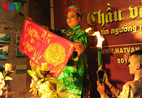 พิธีเข้าทรงจากมุมมองของวัฒนธรรมและความเลื่อมใสศรัทธาของชาวเวียดนาม - ảnh 7