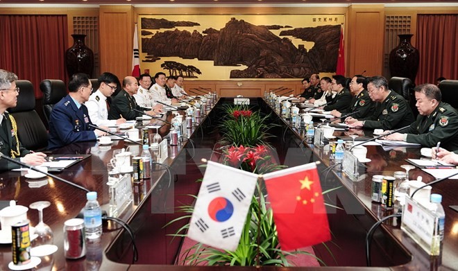 สาธารณรัฐเกาหลีและจีนสนทนาด้านการทูตและความมั่นคง - ảnh 1