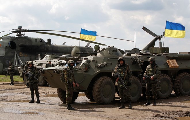 รัสเซียมีความวิตกกังวลว่า การที่สหรัฐขายอาวุธให้แก่ยูเครนจะคุกคามต่อความมั่นคงของตน - ảnh 1