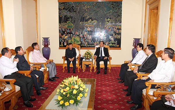 รัฐมนตรีว่าการกระทรวงรักษาความมั่นคงภายในให้การต้อนรับคณะผู้แทนกระทรวงมหาดไทยของกัมพูชา - ảnh 1
