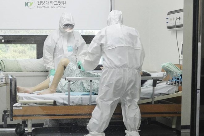 สาธารณรัฐเกาหลีเจ้งเกี่ยวกับสถานการณ์การแพร่ระบาดของไวรัสเมอร์สให้แก่คณะทูตานุทูตประเทศต่างๆ - ảnh 1